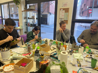 Taller diorama de ruinas cubiertas por naturaleza SÁBADO 30 DE MAYO