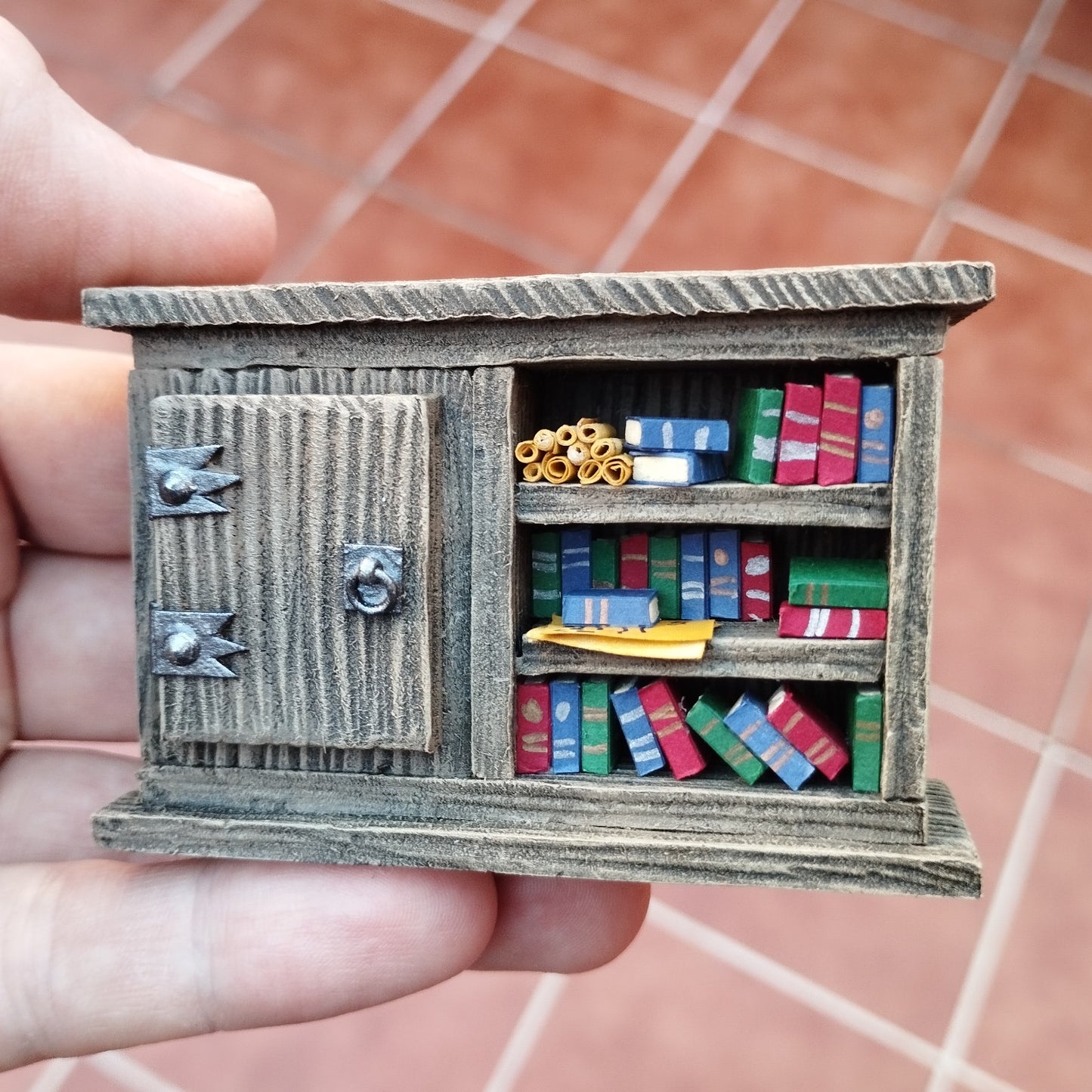 Taller de escenografía para juegos de mesa: librería SÁBADO 13 DE DICIEMBRE