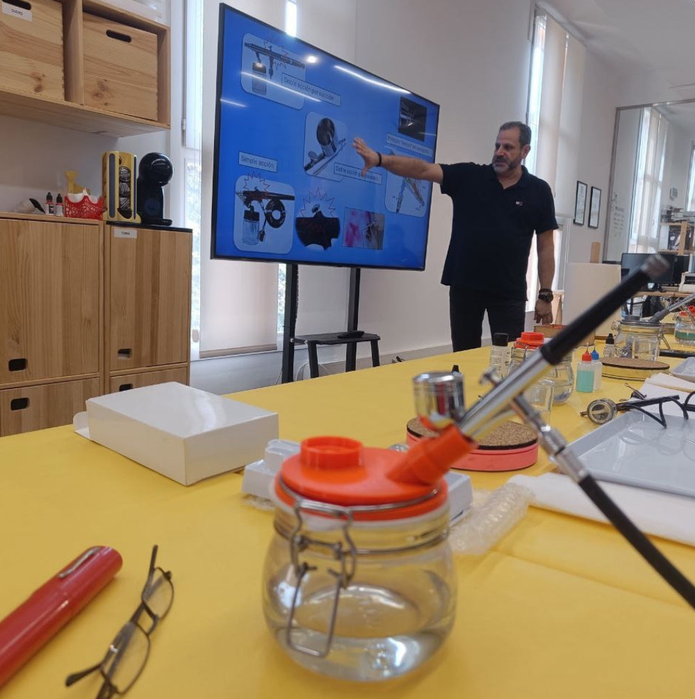 Curso de iniciación a la aerografía SÁBADO 24 DE ENERO