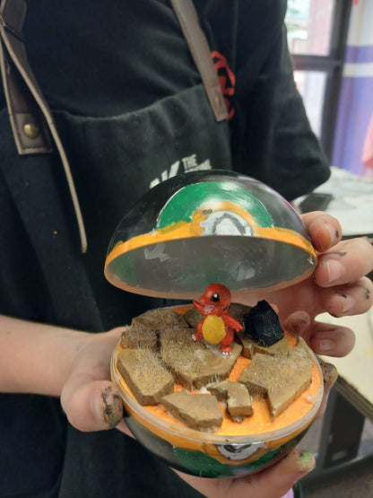 Taller infantil: Pokeball DOMINGO 27 SEPTIEMBRE