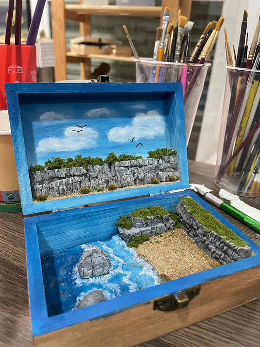 Taller infantil: Crea tu propio diorama en una caja de madera DOMINGO 27 DE JULIO